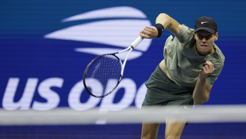 Jannik Sinner, of Italy, serves to Tommy Paul, of the United States, during a fourth round match of the U.S. Open tennis championships, Monday, Sept. 2, 2024, in New York. (AP Photo/Adam Hunger)