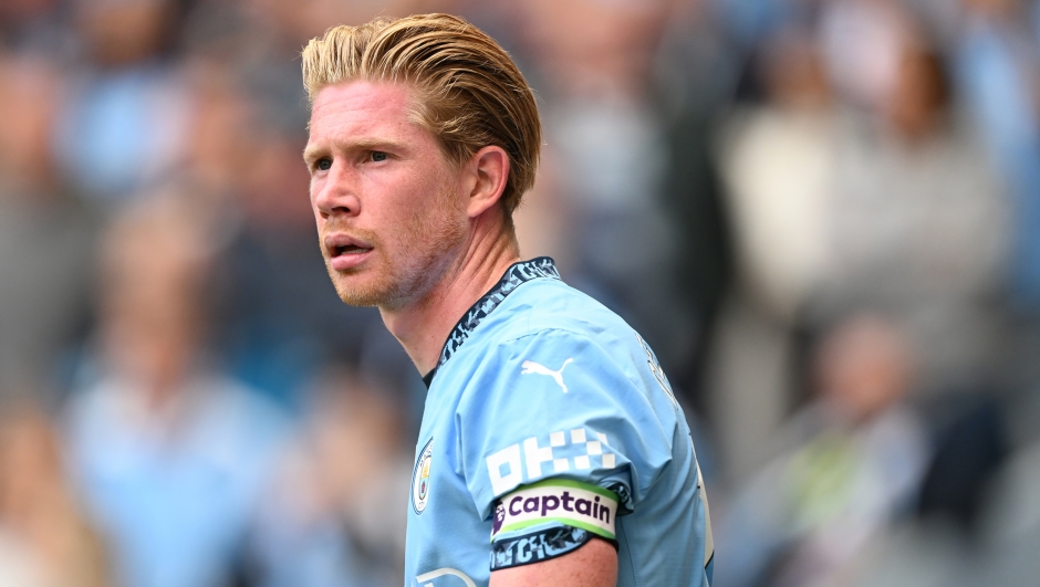 MANCHESTER, ENGLAND - AUGUST 24: Kevin De Bruyne of Man City in action during the Premier League match between Manchester City FC and Ipswich Town FC at Etihad Stadium on August 24, 2024 in Manchester, England. (Photo by Michael Regan/Getty Images)