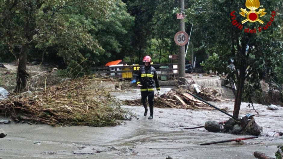 Uno dei 50 soccorsi effettuati dai Vigili del fuoco tra Savona e Torino a seguito dell'ondata di maltempo, 05 settembre 2024. ANSA/ VIGILI DEL FUOCO +++ ANSA PROVIDES ACCESS TO THIS HANDOUT PHOTO TO BE USED SOLELY TO ILLUSTRATE   NEWS REPORTING OR COMMENTARY ON THE FACTS OR EVENTS DEPICTED IN THIS IMAGE; NO   ARCHIVING; NO LICENSING +++ NPK +++