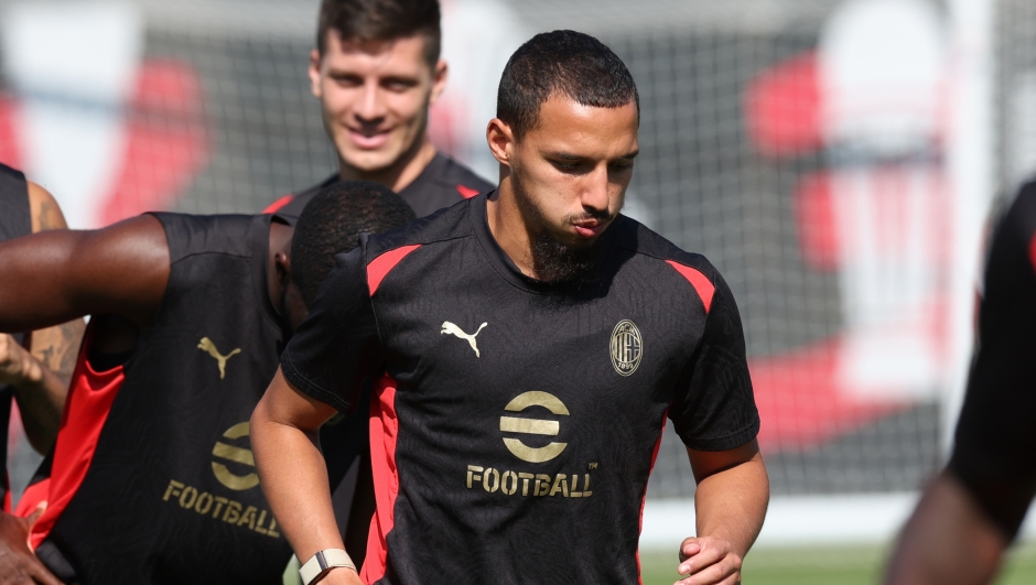 CAIRATE, ITALY - AUGUST 29: Ismael Bennacer of AC Milan in action during a AC Milan training session at Milanello on August 29, 2024 in Cairate, Italy. (Photo by Claudio Villa/AC Milan via Getty Images)