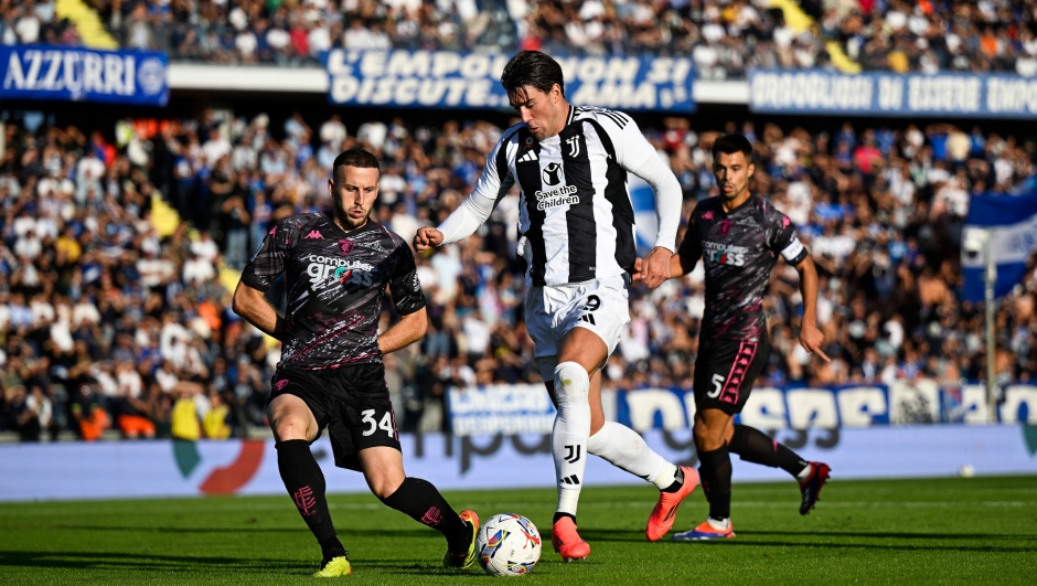 EMPOLI, ITALY - SEPTEMBER 14: Dusan Vlahovic of Juventus during the Serie A match between Empoli and Juventus at Stadio Carlo Castellani on September 14, 2024 in Empoli, Italy. (Photo by Daniele Badolato - Juventus FC/Juventus FC via Getty Images)