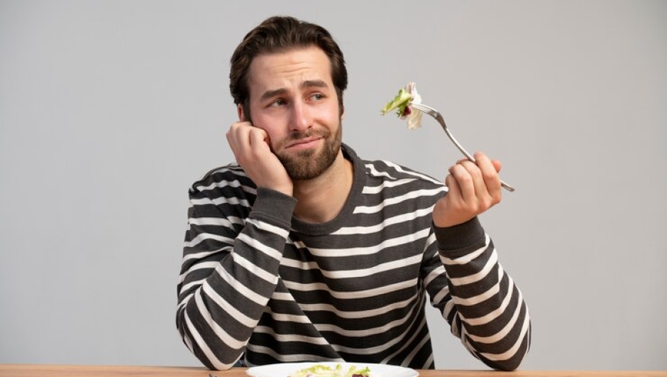 Mangiare cavallette? Potrebbe migliorare il sonno, i capelli e la libido