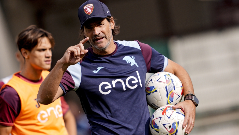 Torinoâs head coach Paolo Vanoli during a Torino FC Training session at Stadio Filadelfia in Turin - September 25, 2024. Sport - soccer . (Photo by FabioFerrari/LaPresse)