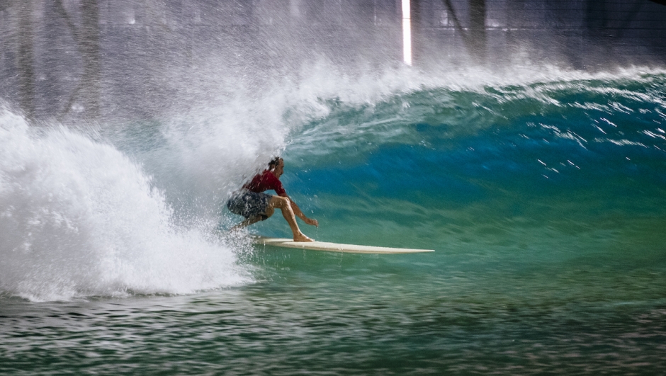 Steven Sawyer Abu Dhabi Surf vittoria