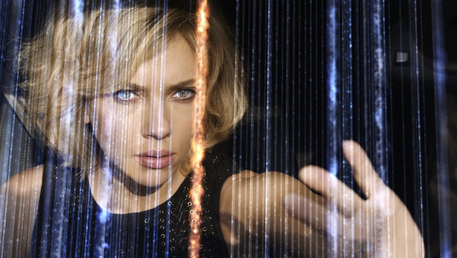 Lucy, il film di Luc Besson con Scarlett Johansson stasera su Italia 1