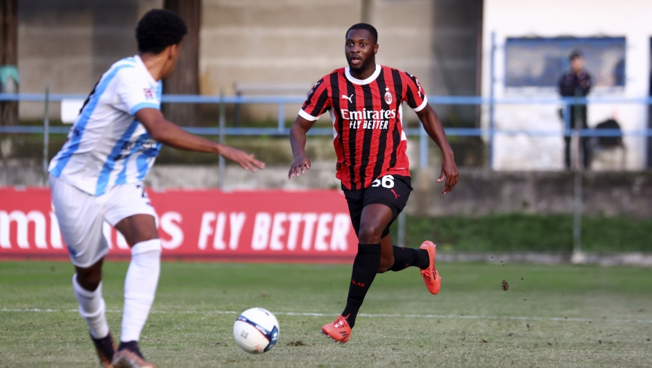 SOLBIATE ARNO, ITALY - OCTOBER 20: Fode' Ballo-Toure' of Milan Futuro in action during the Serie C match between Milan Futuro and Salus Legnago at Stadio Felice Chinetti on October 20, 2024 in Solbiate Arno, Italy. (Photo by Giuseppe Cottini/AC Milan via Getty Images)