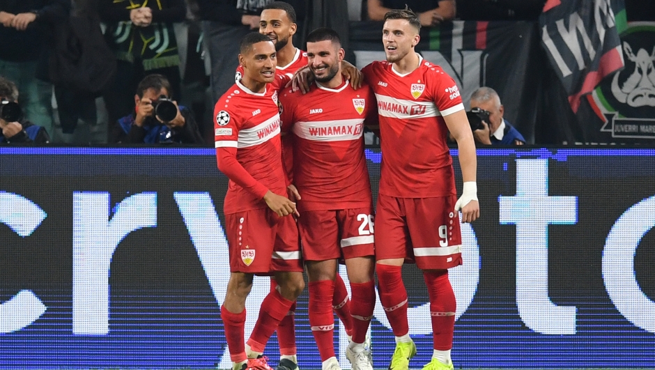 TURIN, ITALY - OCTOBER 22: Deniz Undav of VfB Stuttgart celebrates with teammates after scoring his team's first goal during the UEFA Champions League 2024/25 League Phase MD3 match between Juventus and VfB Stuttgart at Juventus Stadium on October 22, 2024 in Turin, Italy. (Photo by Valerio Pennicino/Getty Images)