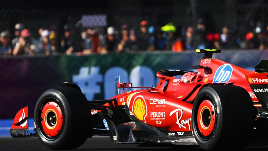 MEXICO CITY, MEXICO - OCTOBER 25: Carlos Sainz of Spain driving (55) the Ferrari SF-24 on track during practice ahead of the F1 Grand Prix of Mexico at Autodromo Hermanos Rodriguez on October 25, 2024 in Mexico City, Mexico. (Photo by Rudy Carezzevoli/Getty Images)