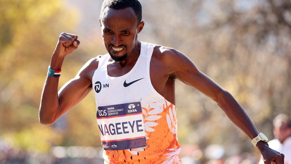 NEW YORK, NEW YORK - NOVEMBER 03: Abdi Nageeye of the Netherlands reacts after crossing the finish line to win the Professional Mens Open Division during the 2024 TCS New York City Marathon on November 03, 2024 in New York City.   Sarah Stier/Getty Images/AFP (Photo by Sarah Stier / GETTY IMAGES NORTH AMERICA / Getty Images via AFP)