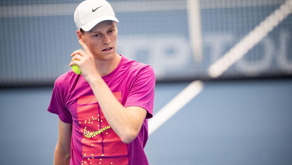 Jannik Sinner trains at the Sporting, where training courts are set up in Turin, Italy, where the ATP Finals will begin on Sunday, Nov. 10 - News - Sunday, November 1, 2024. (Photo by Marco Alpozzi/Lapresse)