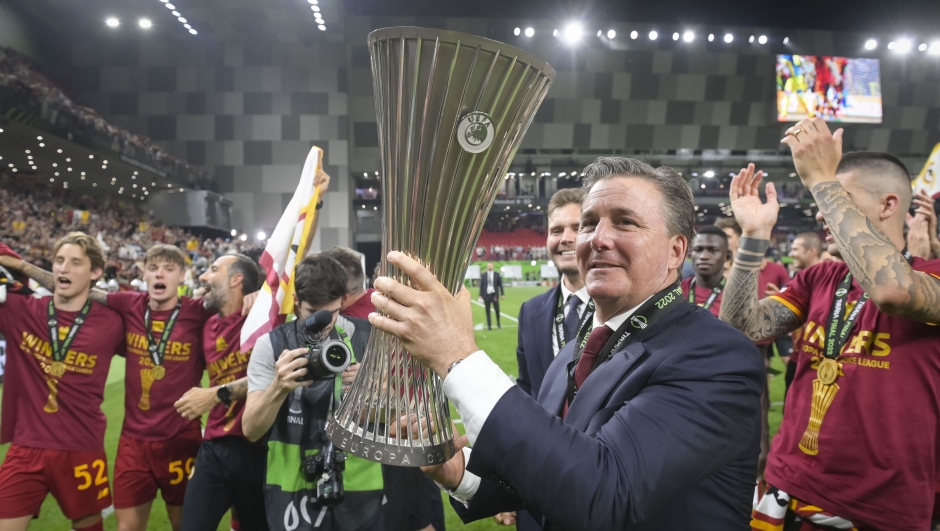 TIRANA, ALBANIA - MAY 25: AS Roma President Dan Friedkin poses with trophy after the UEFA Conference League final match between AS Roma and Feyenoord at Arena Kombetare on May 25, 2022 in Tirana, Albania. (Photo by Fabio Rossi/AS Roma via Getty Images)