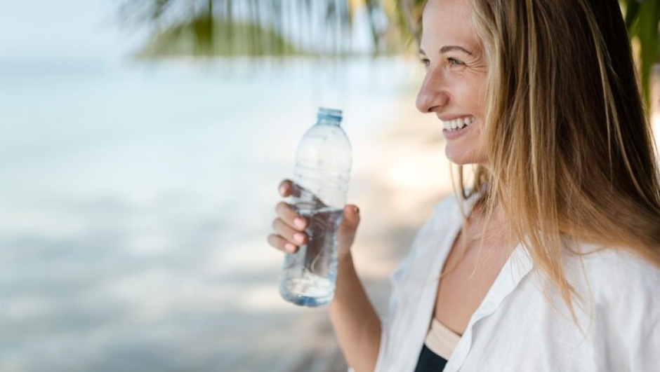 Bere acqua: tutti i benefici per la salute dimostrati dalla scienza