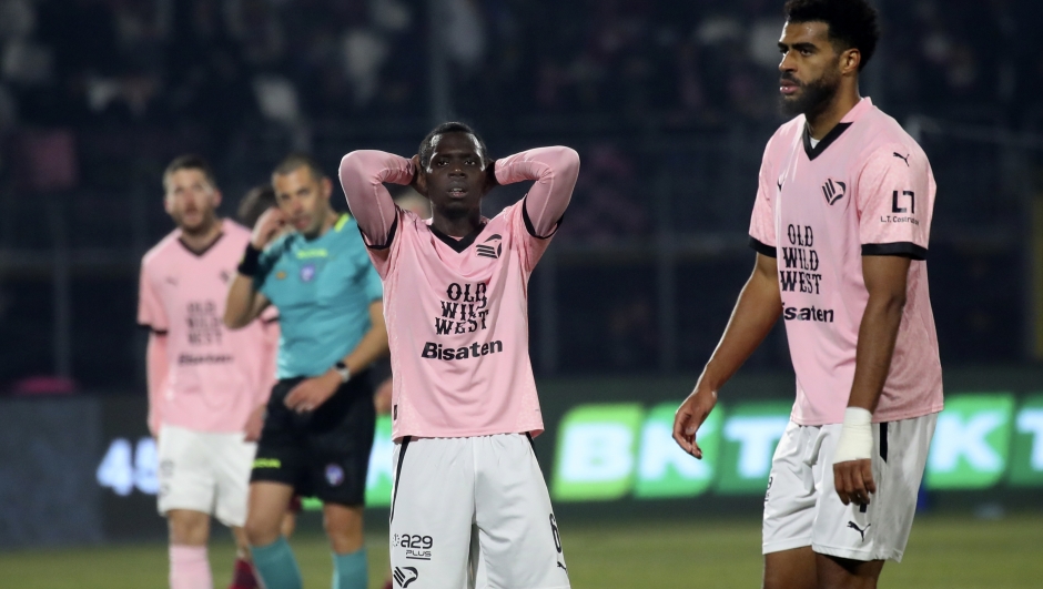 Palermo delusion  during the  Serie BKT soccer match between Cittadella  and Palermo at the  Pier Cesare Tombolato Stadium, north Est Italy - Sunday , December 29, 2024. Sport - Soccer (Photo by Paola Garbuio /Lapresse)