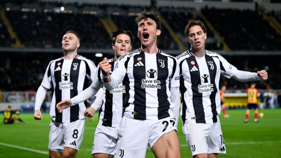 LECCE, ITALY - DECEMBER 1: Andrea Cambiaso of Juventus celebrates 0-1 goal with Teun Koopmeiners , Nicolo Fagioli and Kenan Yildiz during the Serie A match between Lecce and Juventus at Stadio Via del Mare on December 1, 2024 in Lecce, Italy. (Photo by Daniele Badolato - Juventus FC/Juventus FC via Getty Images)