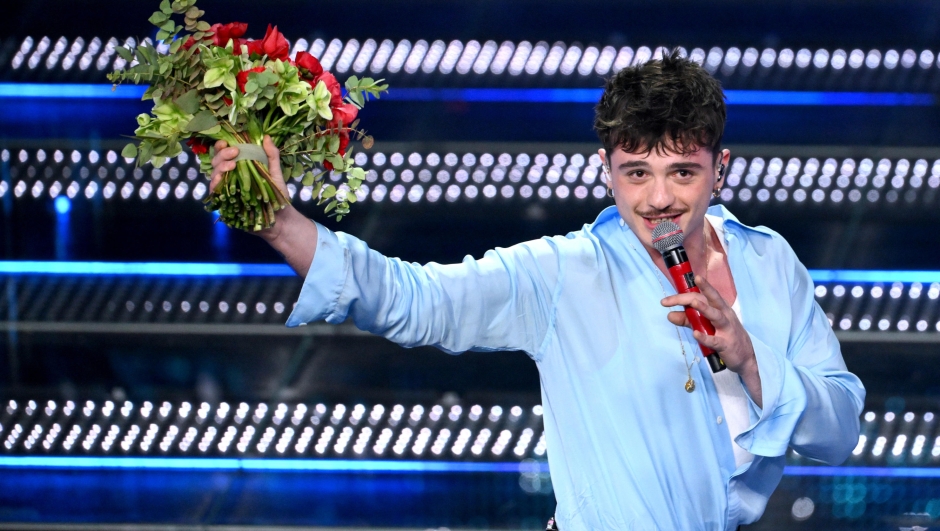 Italian singer Olly performs on stage at the Ariston theatre during the 75th edition of the Sanremo Italian Song Festival, in Sanremo, Italy, 15 February 2025. The music festival will run from 11 to 15 February 2025.  ANSA/ETTORE FERRARI