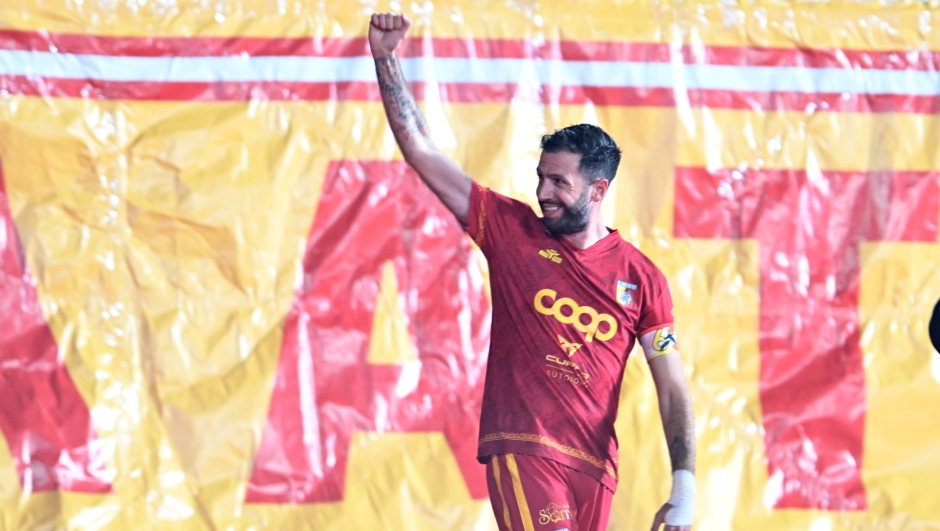 pietro iemmello durante la partita tra Catanzaro e Cittadella  del Campionato italiano di calcio Serie BKT 2024/2025 -  Stadio Nicola Ceravolo. Catanzaro , Italia - 14  Febraio 2025 - Sport calcio (foto di Francesco Mazzitello/LaPresse)