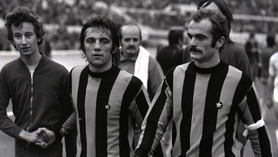 Roberto Boninsegna e Sandro Mazzola (D) in occasione della partita Lazio-Inter, Roma, 25 novembre 1973. ANSA