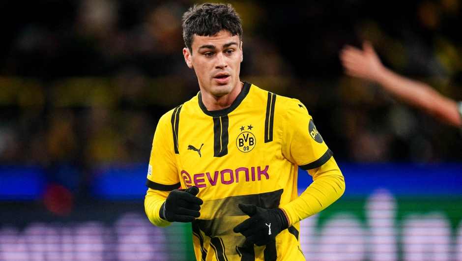 Giovanni Reyna of Borussia Dortmund looks on during the Champions League knock out match between Borussia Dortmund and Sporting Lissabon at Signal Luna Park, Dortmund, Germany on February 19, 2025. (Photo by Ulrik Pedersen/NurPhoto) (Photo by Ulrik Pedersen / NurPhoto via AFP)