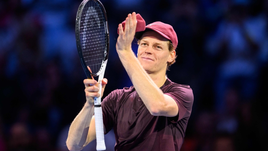 Italy's Jannik Sinner reacts during his men's quarter-final singles match against Kazakhstan's Alexander Bublik at the ATP Vienna Open tennis tournament in Vienna, Austria, on October 24, 2025. (Photo by MAX SLOVENCIK / APA / AFP) / Austria OUT