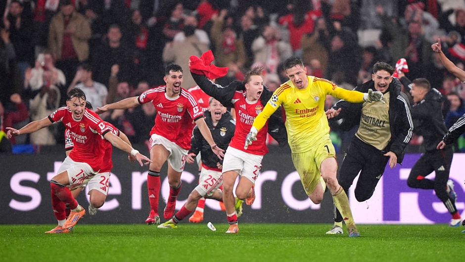  Anatoliy Trubin of Benfica celebrates scoring his team's fourth goal with a header with teammates during the UEFA Champions League 2025/26 League Phase MD8 match between SL Benfica and Real Madrid C.F. at Estadio do SL Benfica on January 28, 2026 in Lisbon, Portugal. (Photo by Jose Manuel Alvarez Rey/Getty Images)