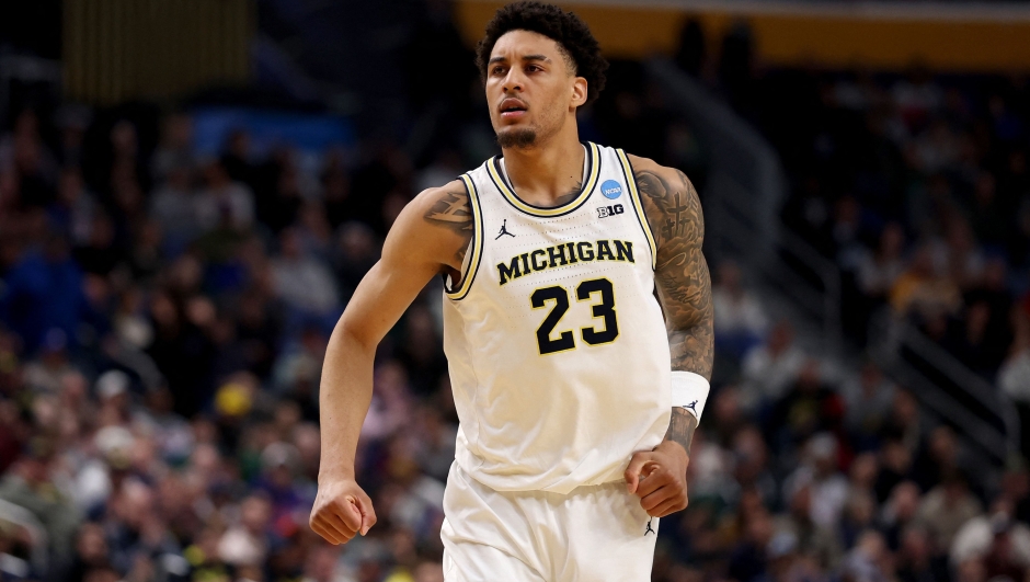  Yaxel Lendeborg #23 of the Michigan Wolverines looks on against the Saint Louis Billikens during the first half in the second round of the 2026 NCAA Men's Basketball Tournament at KeyBank Center on March 21, 2026 in Buffalo, New York.   Ishika Samant/Getty Images/AFP (Photo by Ishika Samant / GETTY IMAGES NORTH AMERICA / Getty Images via AFP)