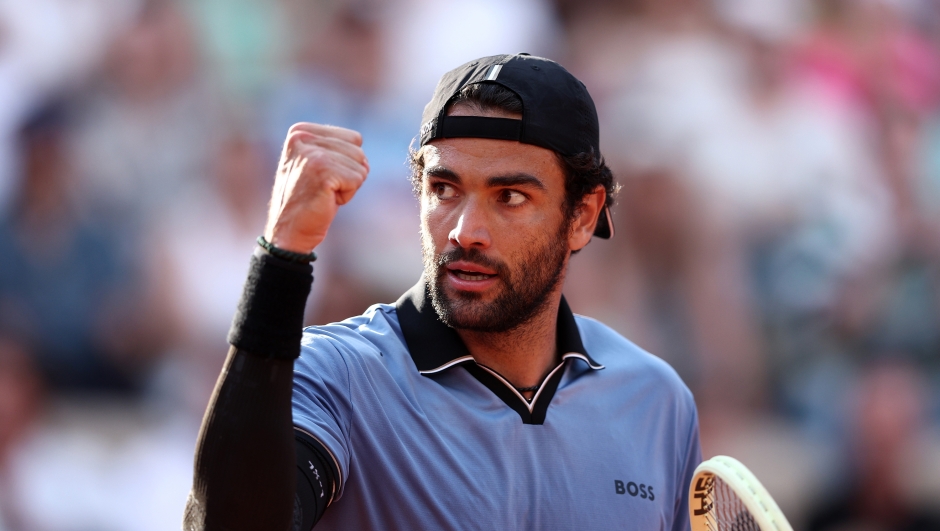  Matteo Berrettini of Italy celebrates a point against Juan Manuel Cerundolo of Argentina during their Men's Singles fourth round match on Day Nine of the 2026 French Open at Roland Garros on June 01, 2026 in Paris, France. (Photo by James Fearn/Getty Images)