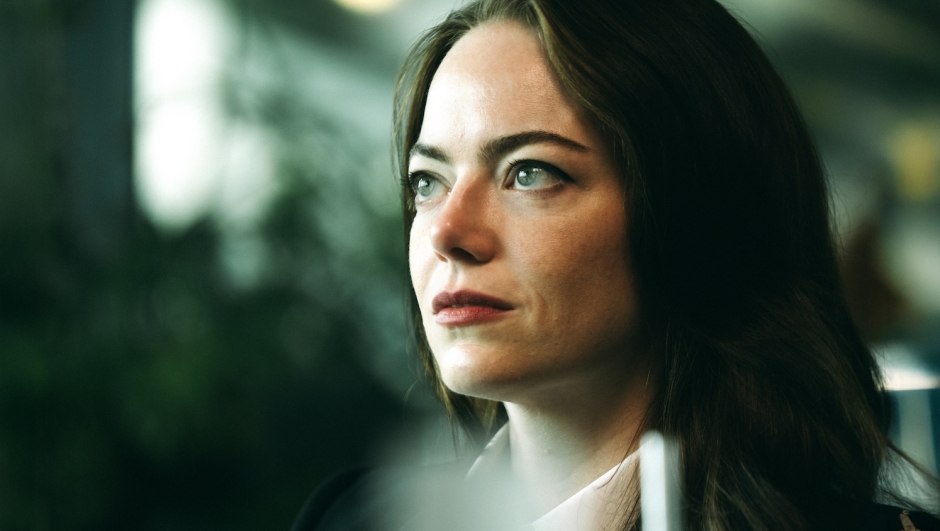 Bugonia, su Sky il film di Yorgos Lanthimos con Emma Stone