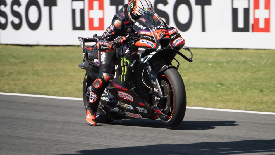  Marco Bezzecchi of Italy and Aprilia Racing tests the start during free practice ahead of the MotoGP of Netherlands at TT Circuit Assen on June 26, 2026 in Assen, Netherlands. (Photo by Mirco Lazzari gp/Getty Images)