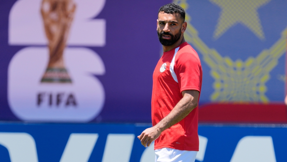 Egypt's Mohamed Salah (10) participates in a training session in Dallas, Thursday, July 2, 2026, ahead of the team's World Cup soccer match against Australia. (AP Photo/Tony Gutierrez)