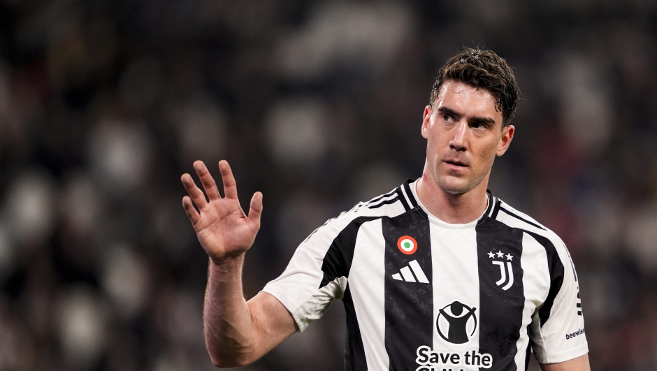 Juventus Dusan Vlahovic during the Serie A soccer match between Juventus Fc and Lecce at the Juventus Stadium in Turin, north west Italy - April 12, 2025. Sport - Soccer (Photo by Fabio Ferrari/LaPresse)