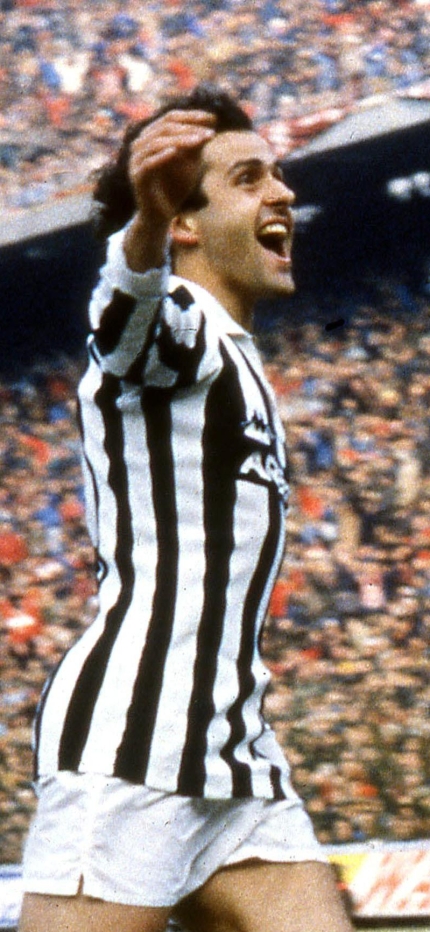 3 Novembre 1985, la storica punizione di Diego Maradona contro la Juventus