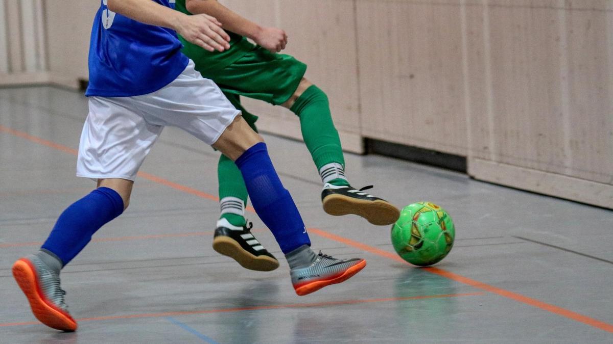 Scarpe per best sale calcio a 5