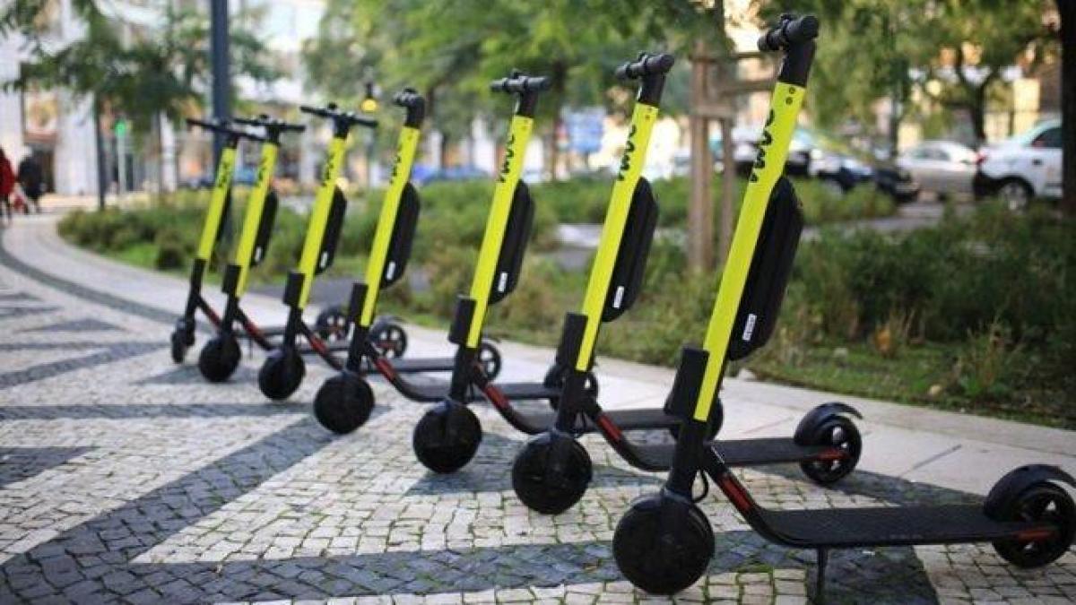 Targhe per i monopattini elettrici: prezzi e domande, come fare