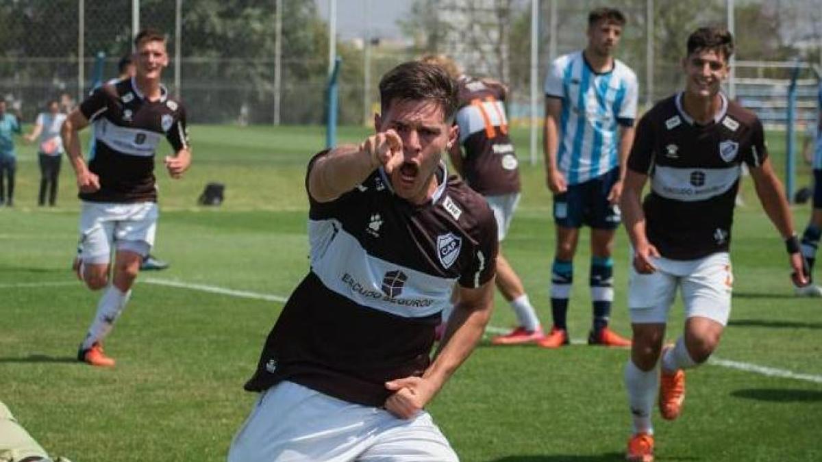 TyC Sports: Milan in negotiations with Club Atletico Platense over  centre-back