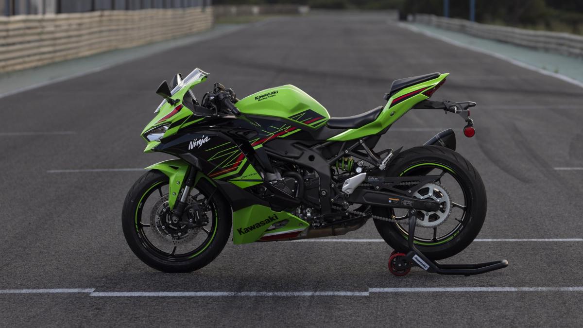 Kawasaki Ninja ZX-4RR, The Test: Information, Consumption, How It Goes ...