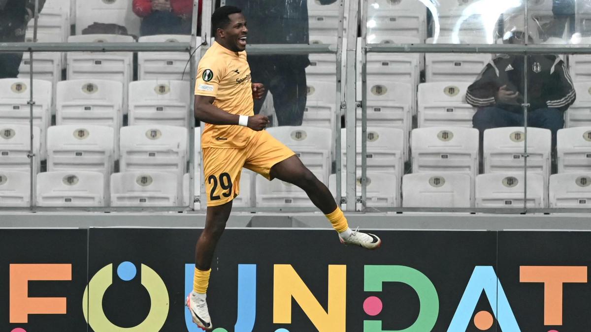 Moumbagna al fantacalcio: quotazione e statistiche del nuovo attaccante della Cremonese Moumbagna al fantacalcio: quotazione e statistiche del nuovo attaccante della Cremonese