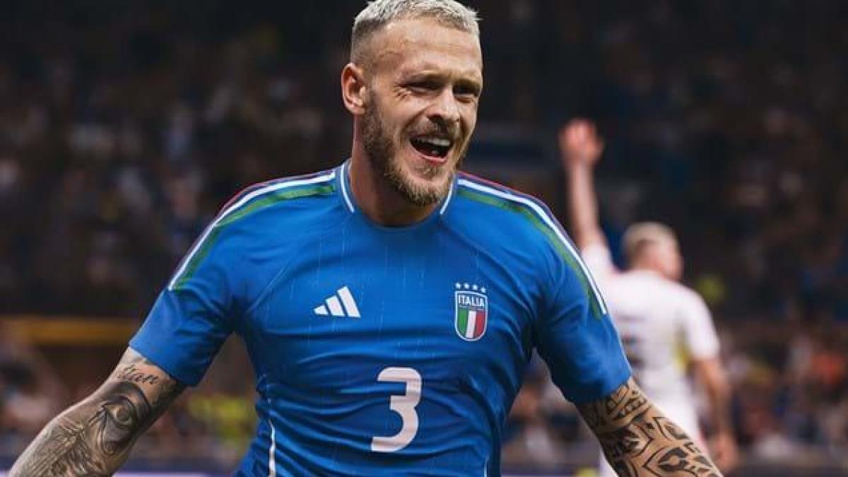 Italia nuova maglia azzurra per l Europeo 2024 Gazzetta