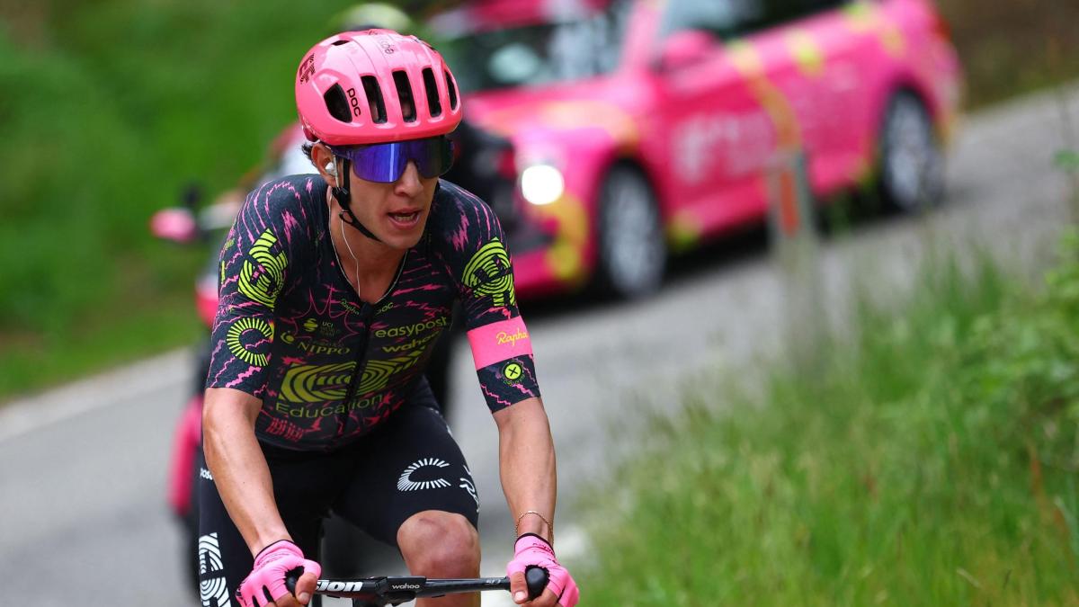 Banconote false nascoste nella Porsche: nei guai l'ex ciclista Piccolo