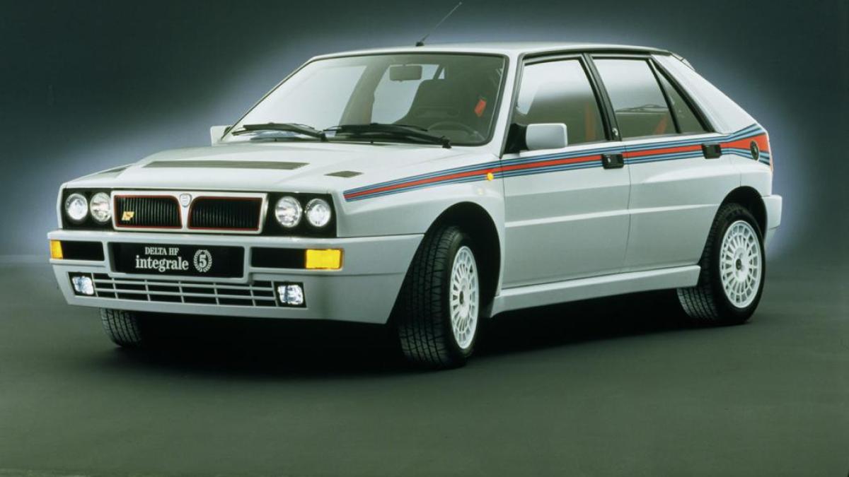 Le auto storiche più rivalutate: dalle Ferrari alla Lancia Delta Integrale