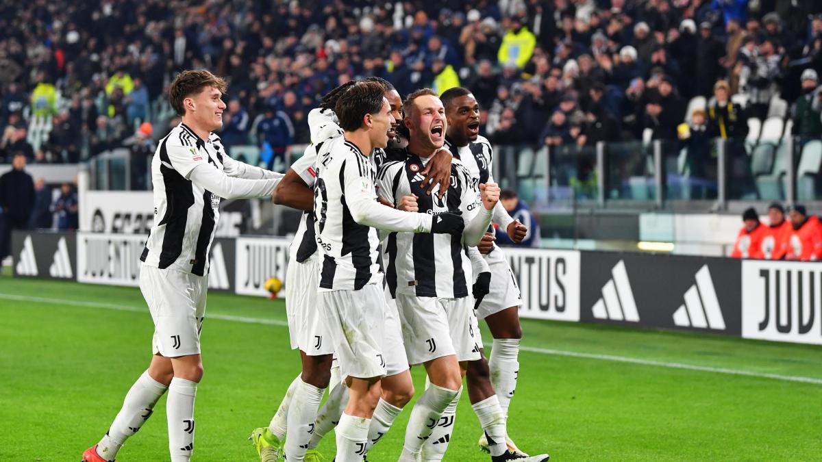Juve Cagliari 4 0 In Coppa Italia Gol Di Vlahovic Koopmeiners Juve Cagliari 4 0 In Coppa Italia Gol Di Vlahovic Koopmeiners