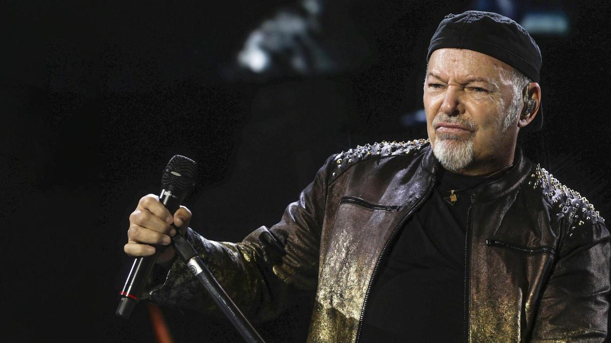 Vasco Rossi - I magnifici 7, oggi su Canale 5 il docufilm con i concerti di San Siro