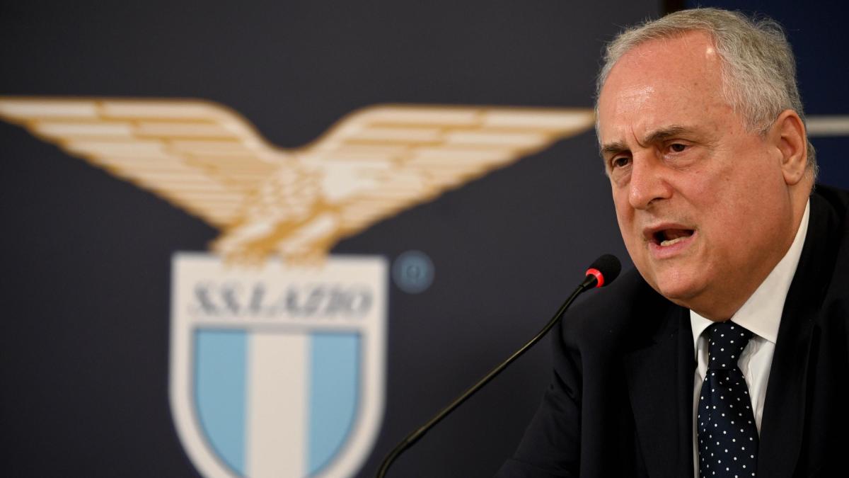 Lotito attacca: "Sciopero del tifo strumentale. Non mi faccio intimidire"