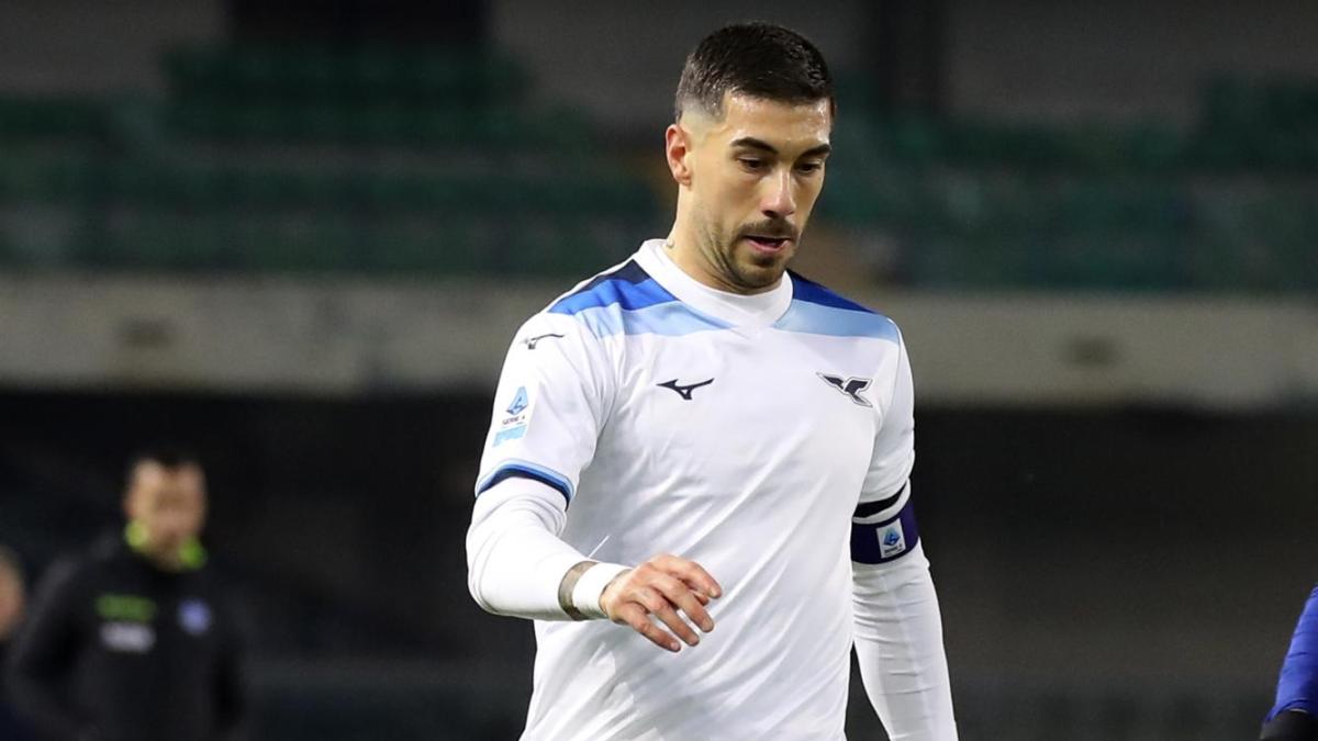Lazio riecco Zaccagni, ma fascia e ruolo com Sarri sono in discussione Lazio riecco Zaccagni, ma fascia e ruolo com Sarri sono in discussione