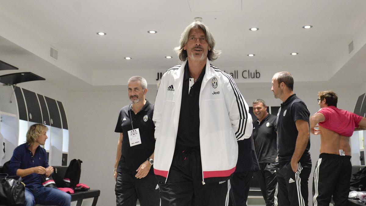 Torricelli: "Mia moglie tagliava i capelli a Del Piero. Quando è morta sono tornato a fare il falegname"