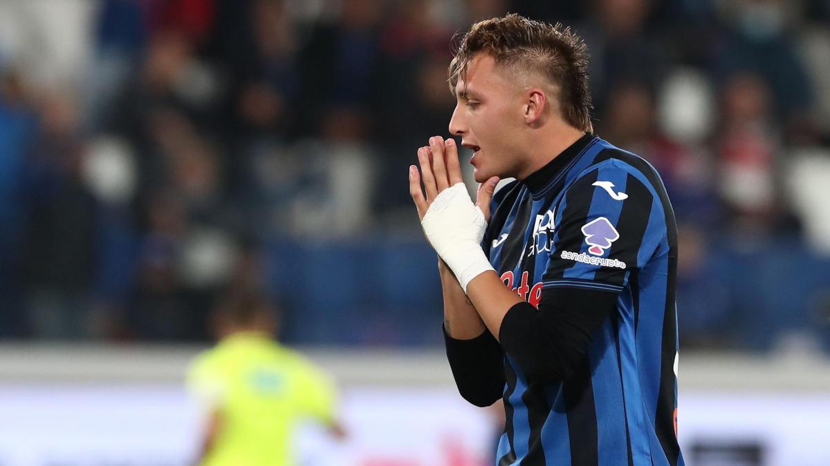 Atalanta, Retegui ancora in dubbio per la Fiorentina: al massimo andr&#xE0; in panchina
