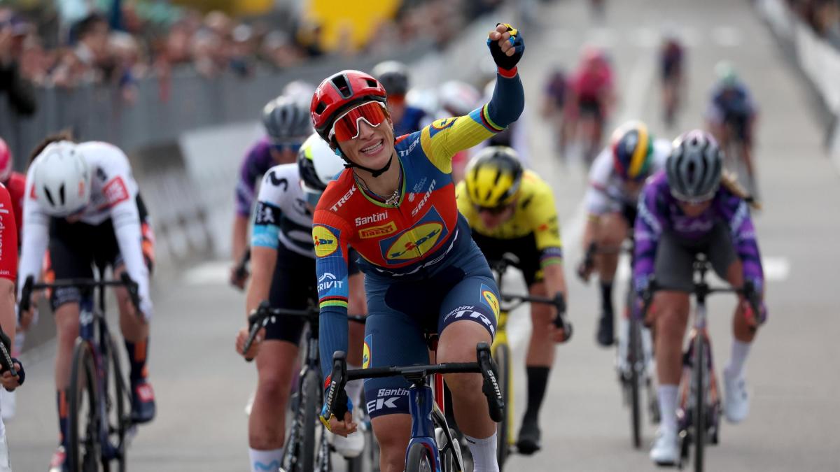 Elisa Balsamo: "Ancora mi chiedono perché una donna corra in bici..."