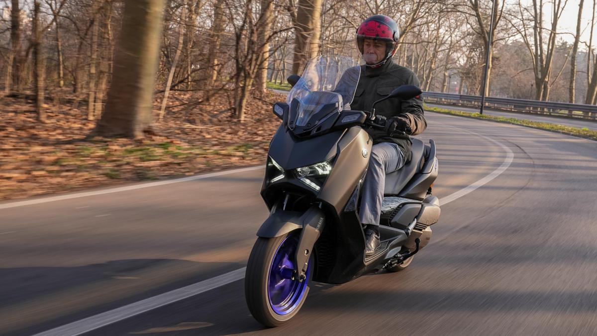 dieci scooter da 200 a 400 cc economici per la citt224 e le gite