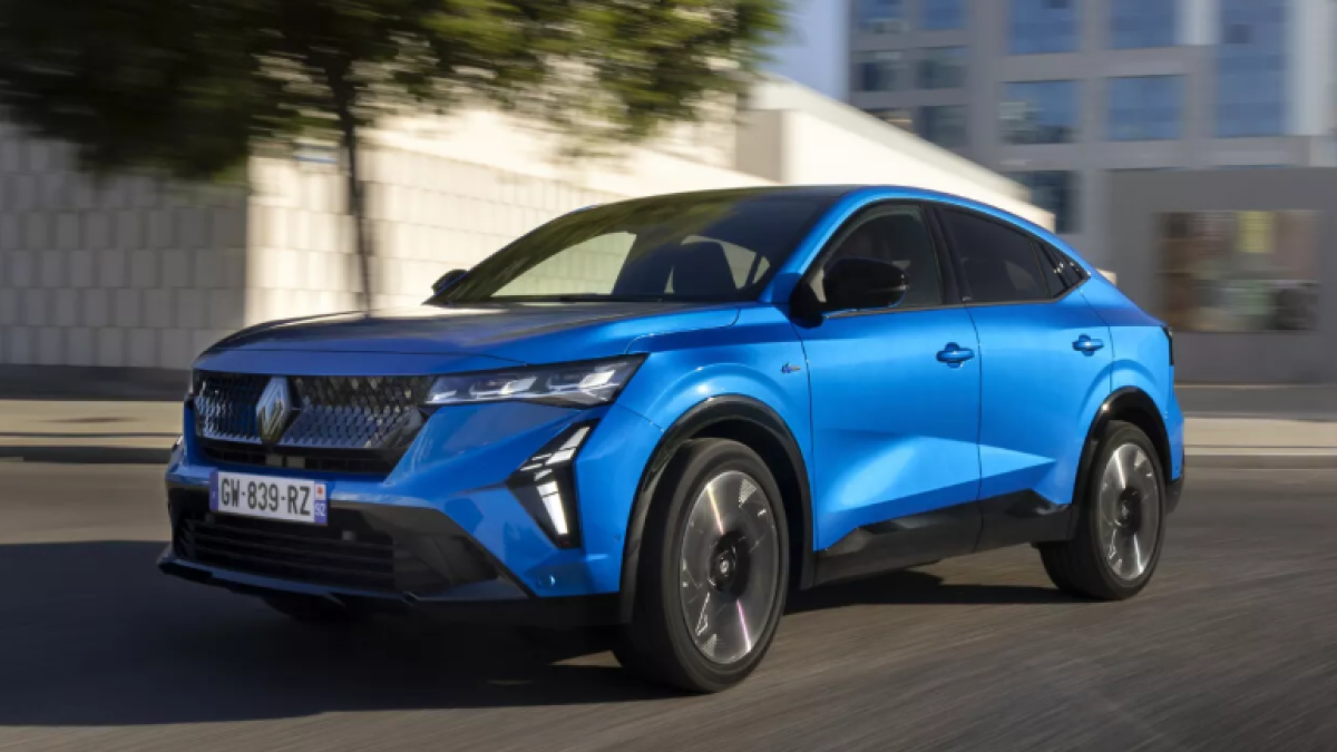 Renault Rafale: la full hybrid in offerta a 249 euro al mese