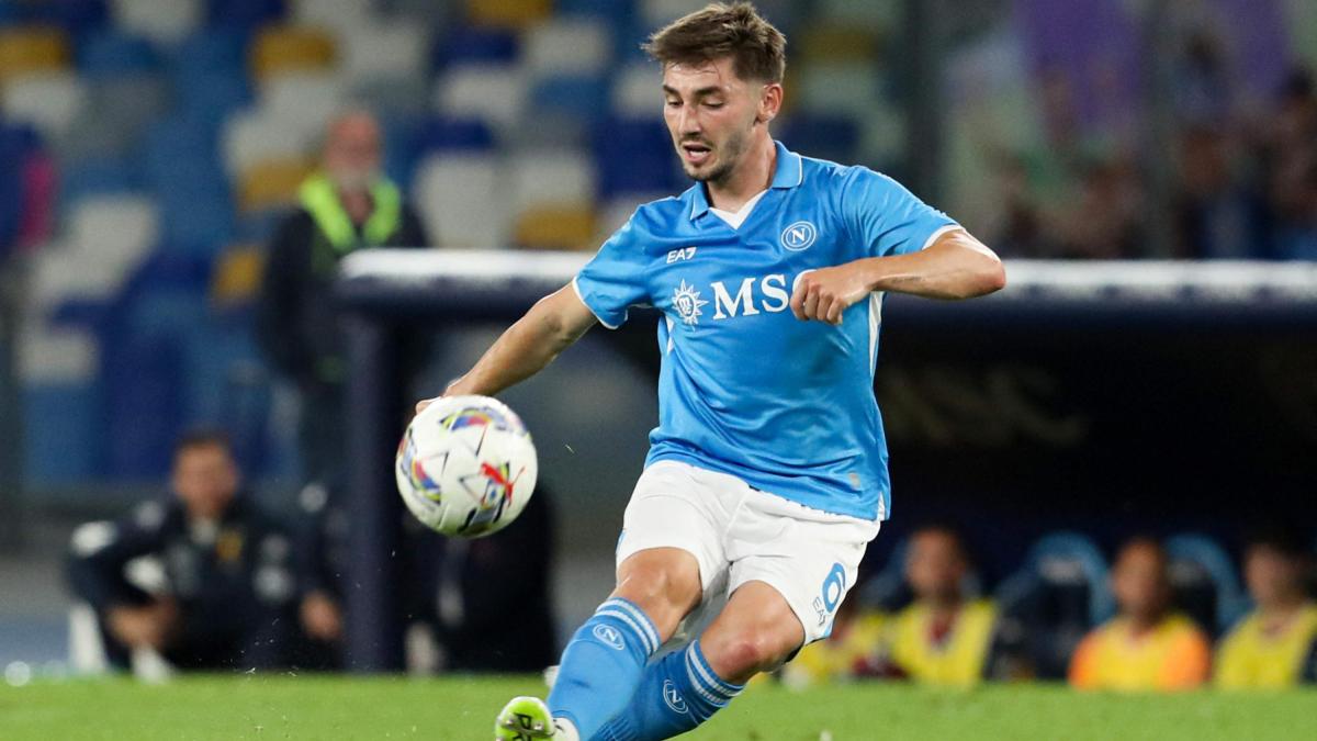 Napoli-Pisa, le formazioni ufficiali: Conte con Hojlund e Gilmour, Nzola dal 1'