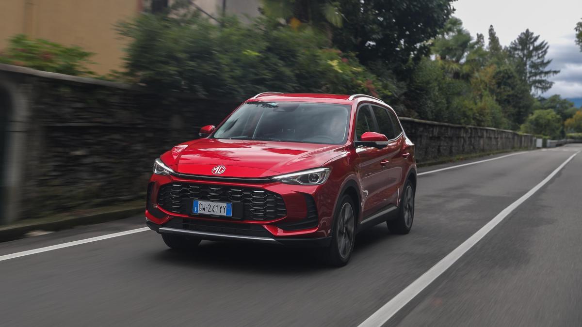 MG produrrà auto in Spagna: investimento da 200 milioni per un impianto da 120mila veicoli l'anno